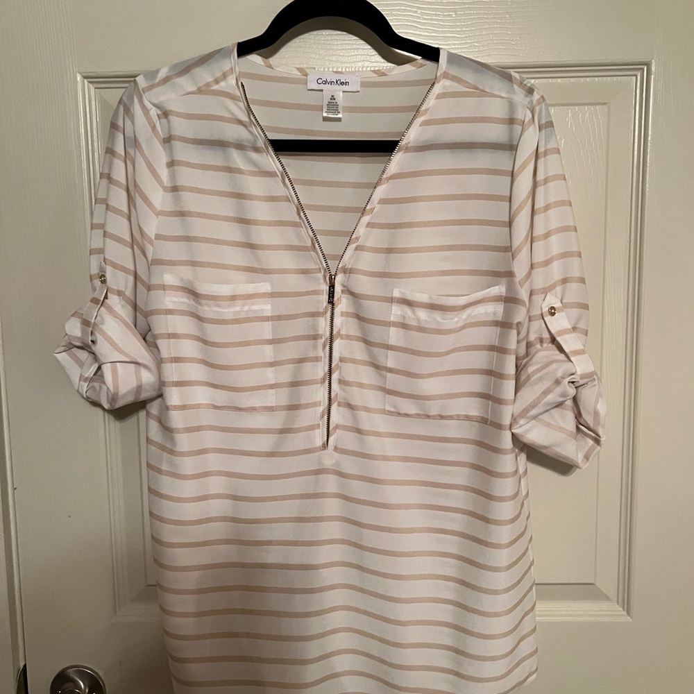 Calvin Klein, Size Medium, khaki & white stripe, Lake, Boat attire